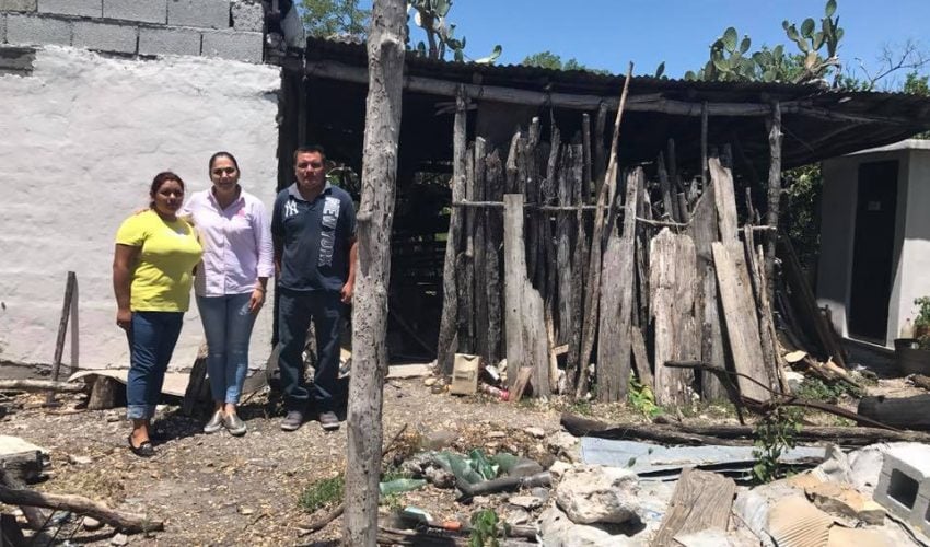 Continuando con los apoyos